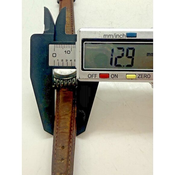 Vtg Eddie Bauer Bronze Silver Toned Date Watch 5ATM WR 42102 Brown Leather Band - Picture 6 of 7